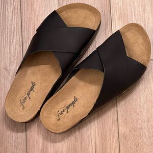 Free People platform slides size 41. Brand new, never worn, without box.